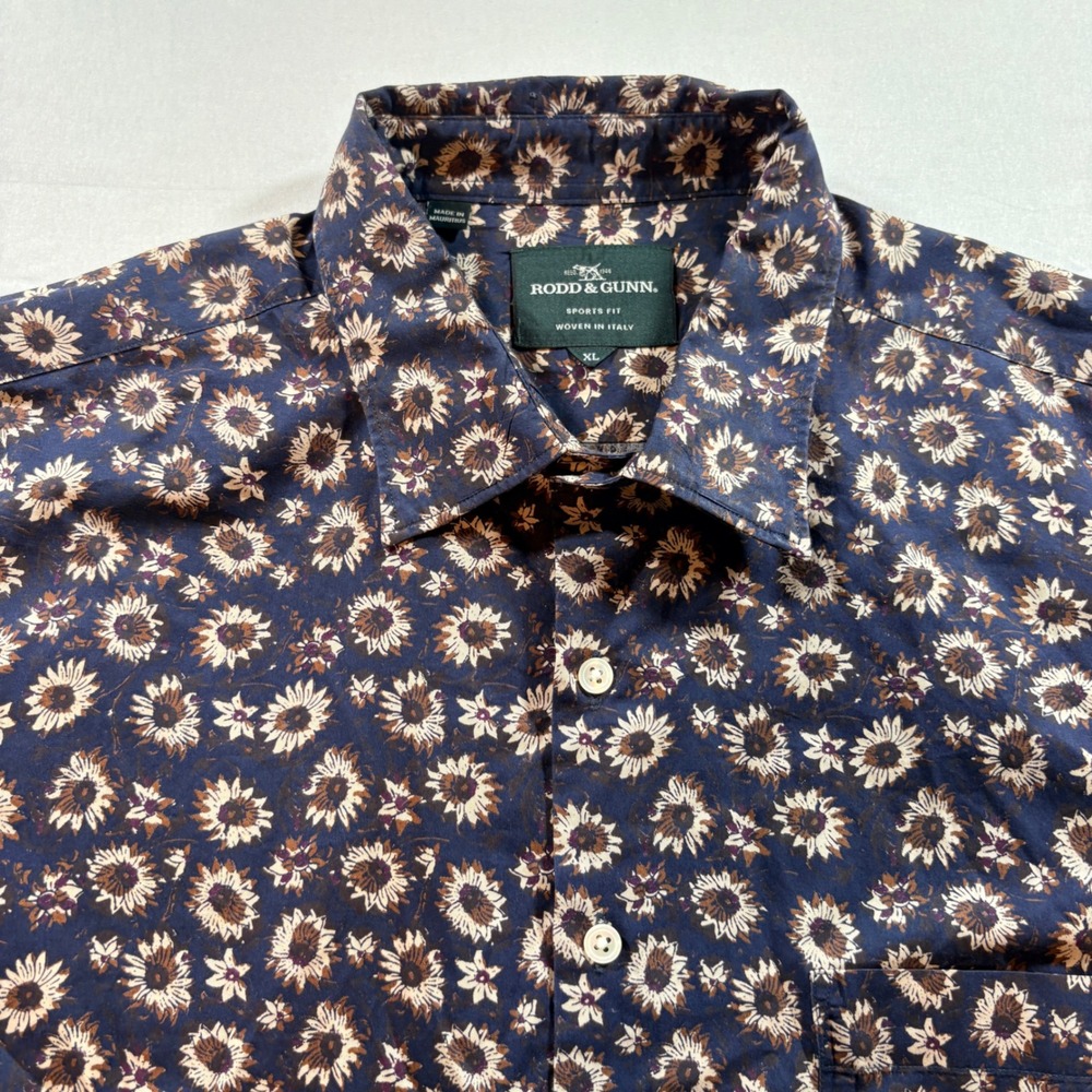 Rodd & Gunn Button Down Shirt Mens XL Blue Sunflower Floral Italian Cotton Sport